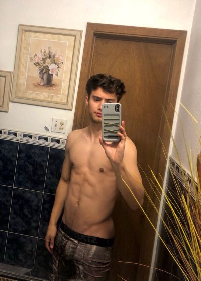 Watch Luis Alonso 🇲🇽🤙🏼's leaked NSFW photo on TwXstars