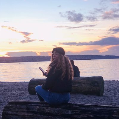 Watch M🦋G's leaked NSFW photo on TwXstars