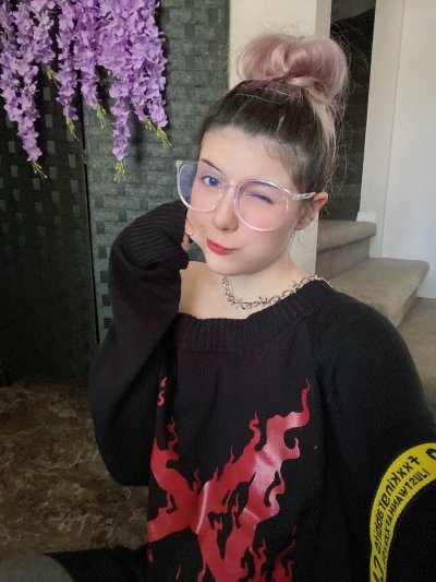 Watch Meggii ❤️'s leaked NSFW photo on TwXstars