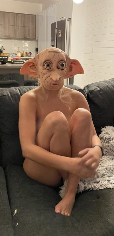 Watch NeedyNovember's leaked NSFW photo on TwXstars