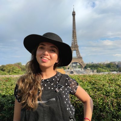 Watch Frida Sante's leaked NSFW photo on TwXstars