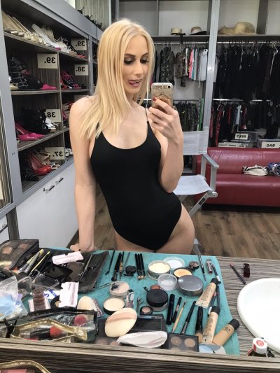 Watch Sharon White's leaked NSFW photo on TwXstars