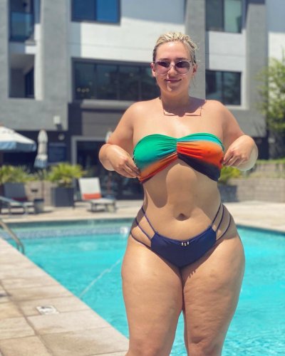 Watch nixxdee's leaked NSFW photo on TwXstars