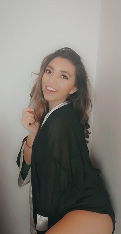 Watch Frida Sante's leaked NSFW photo on TwXstars