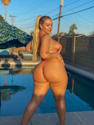 Watch nixxdee's leaked NSFW photo on TwXstars