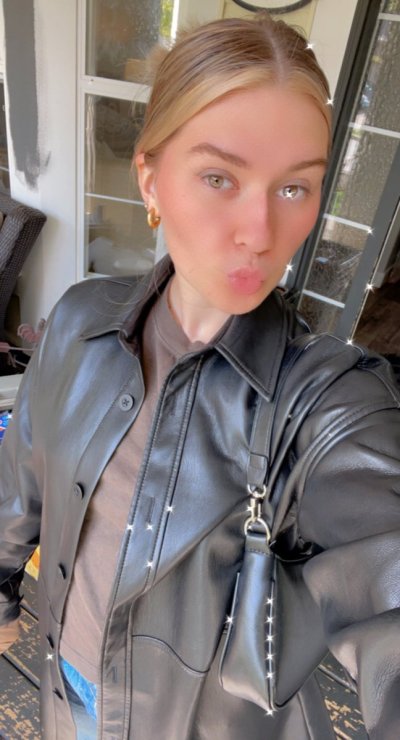 Watch Lacy London's leaked NSFW photo on TwXstars