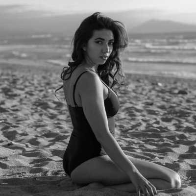 Watch Frida Sante's leaked NSFW photo on TwXstars