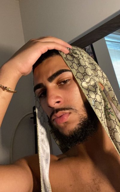 Watch gorillaglue327's leaked NSFW photo on TwXstars