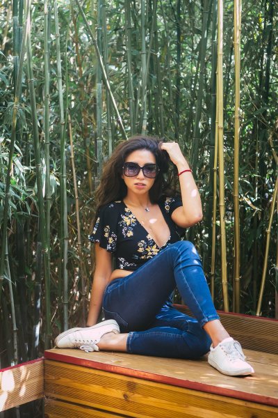 Watch Frida Sante's leaked NSFW photo on TwXstars