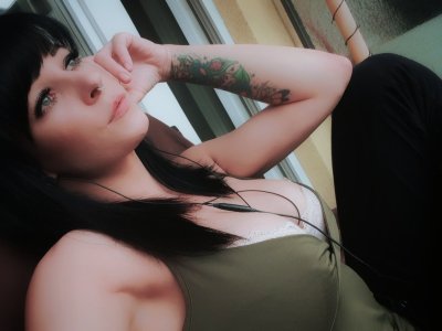 Watch Marie-Saint's leaked NSFW photo on TwXstars