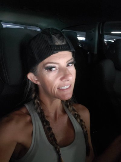 Watch HotwifeBre ❤️ birthday 8/29's leaked NSFW photo on TwXstars