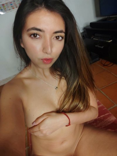 Watch Frida Sante's leaked NSFW photo on TwXstars