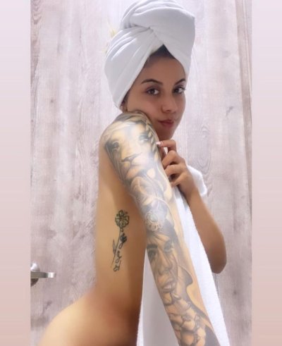 Watch Cristal Hill's leaked NSFW photo on TwXstars