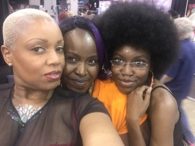 Watch Casey Carter's leaked NSFW photo on TwXstars