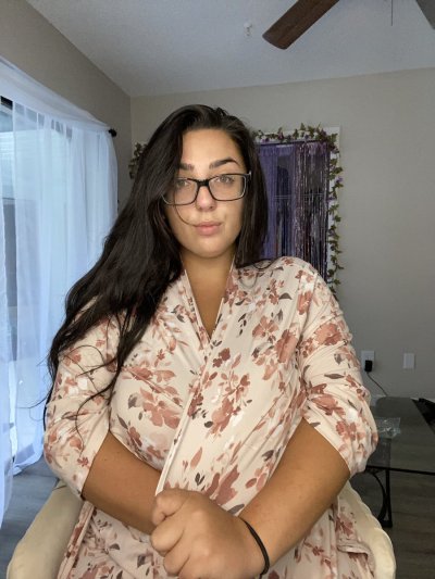 Watch Carmen Sandi's leaked NSFW photo on TwXstars