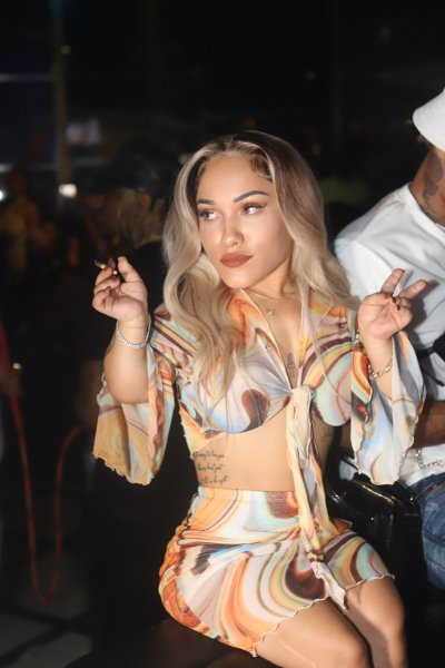 Watch Tanya Tehanna's leaked NSFW photo on TwXstars