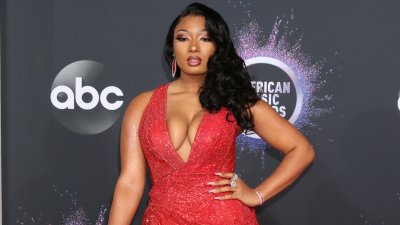 Watch Bishop RéMix's leaked NSFW photo on TwXstars