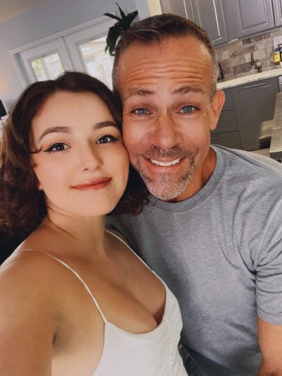 Watch Leana Lovings 💕's leaked NSFW photo on TwXstars