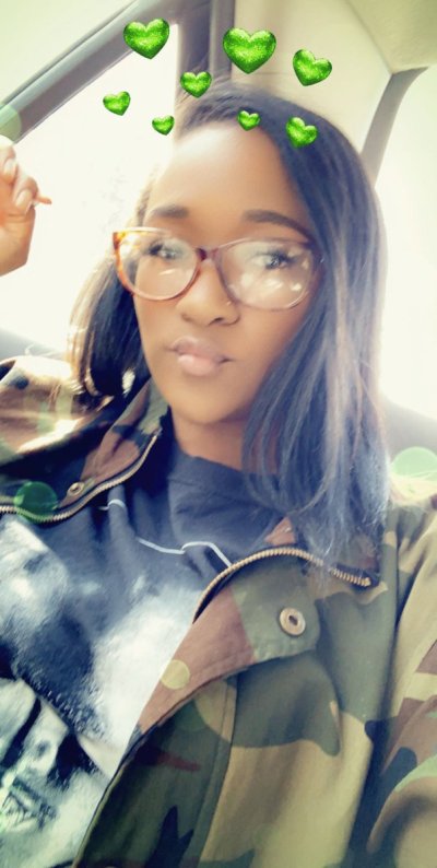 Watch your fav aquarius ♒️'s leaked NSFW photo on TwXstars