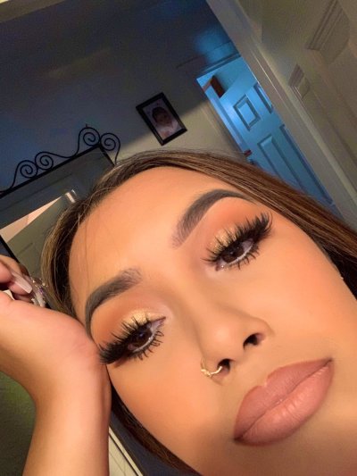 Watch Christina's leaked NSFW photo on TwXstars