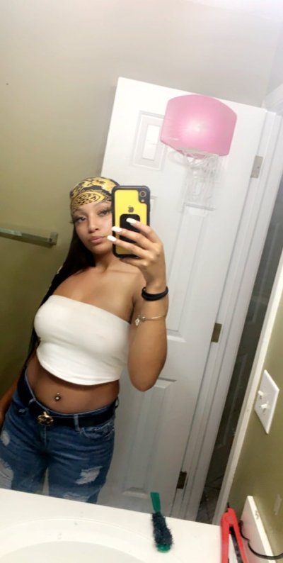 Watch Lambo's leaked NSFW photo on TwXstars