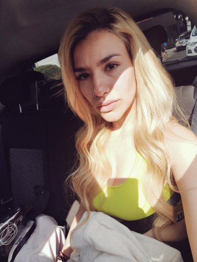 Watch Marcela Moss's leaked NSFW photo on TwXstars