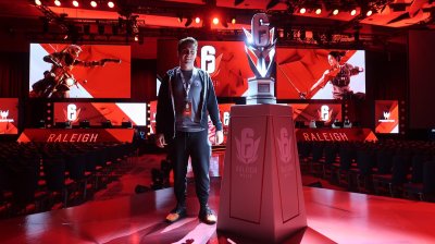 Watch Michael Grzesiek's leaked NSFW photo on TwXstars