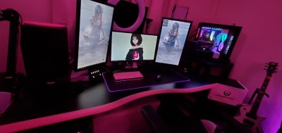 Watch EmilyRoseIV's leaked NSFW photo on TwXstars