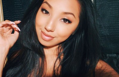 Watch OfficialEmpressJennifer's leaked NSFW photo on TwXstars