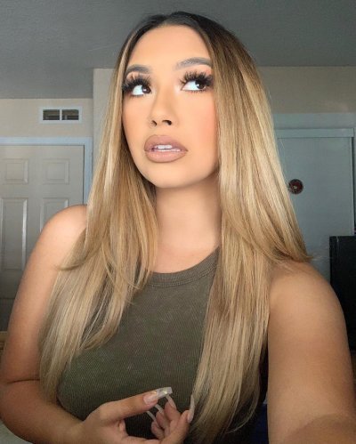 Watch Christina's leaked NSFW photo on TwXstars