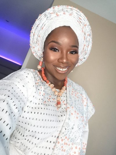 Watch Oyinlola 👑's leaked NSFW photo on TwXstars