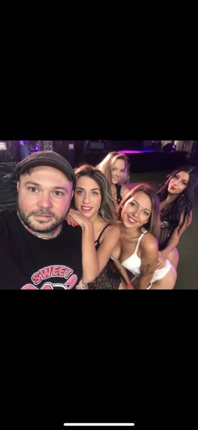 Watch Anna Spencer's leaked NSFW photo on TwXstars