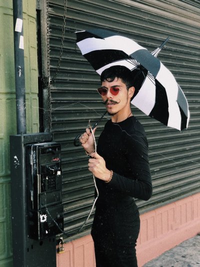 Watch beelzebussy's leaked NSFW photo on TwXstars