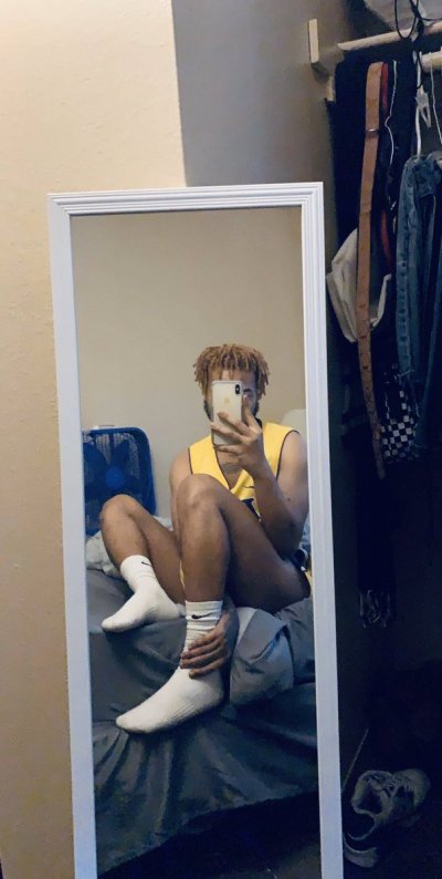Watch ZER0°'s leaked NSFW photo on TwXstars