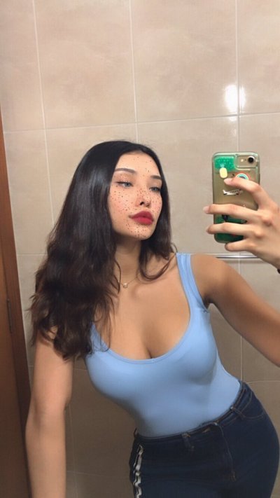 Watch Voulezj 🤍's leaked NSFW photo on TwXstars