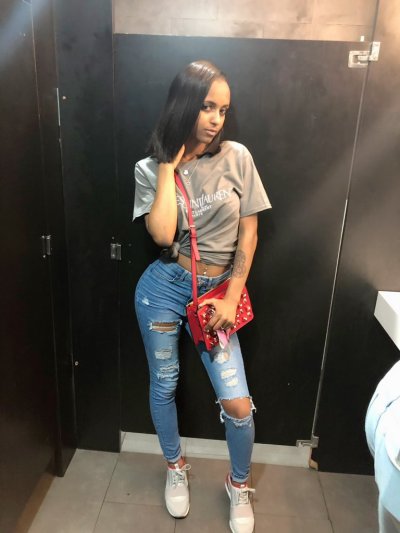 Watch BAE.'s leaked NSFW photo on TwXstars