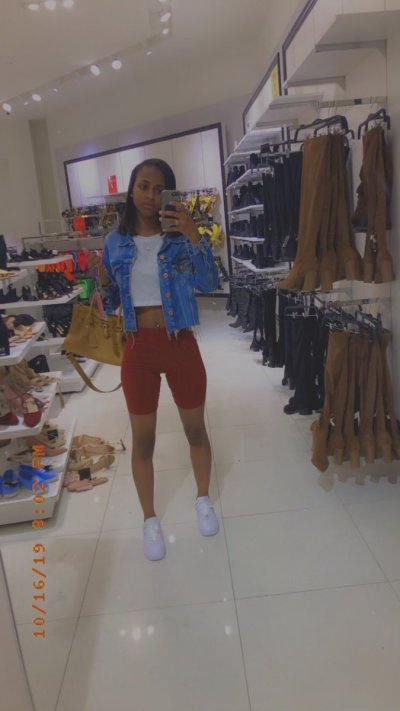 Watch BAE.'s leaked NSFW photo on TwXstars