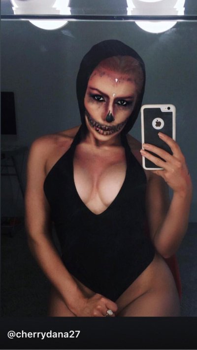 Watch cherryd27's leaked NSFW photo on TwXstars