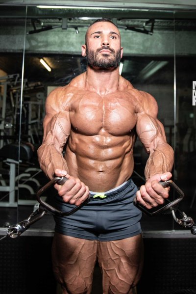 Watch muscleflexxx's leaked NSFW photo on TwXstars