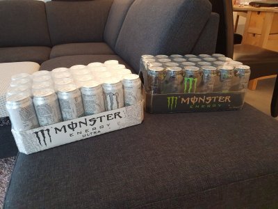 Watch Max Broecker's leaked NSFW photo on TwXstars