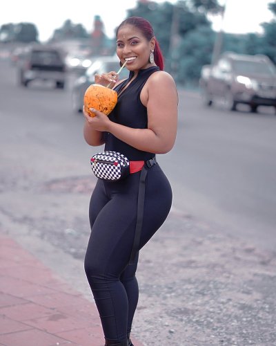 Watch Ashana Finesse's leaked NSFW photo on TwXstars