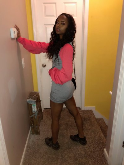 Watch BAE.'s leaked NSFW photo on TwXstars