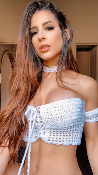 Watch Estefania Sierra ➐'s leaked NSFW photo on TwXstars