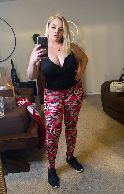 Watch Miss Katrina's leaked NSFW photo on TwXstars