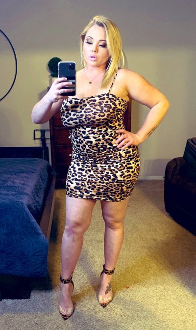 Watch Miss Katrina's leaked NSFW photo on TwXstars