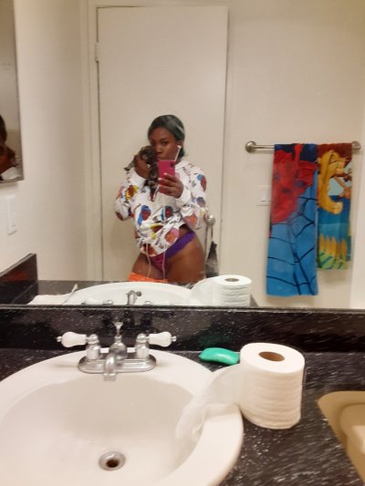 Watch kitty's leaked NSFW photo on TwXstars