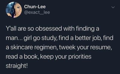 Watch your fav aquarius ♒️'s leaked NSFW photo on TwXstars