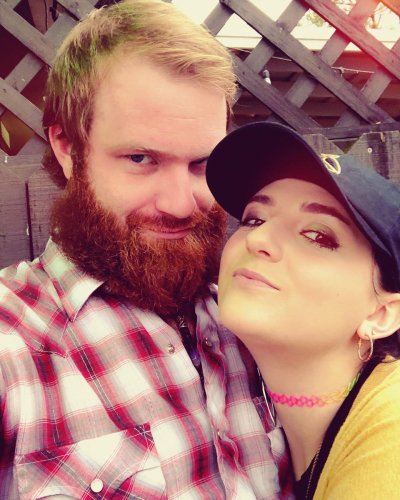 Watch Dani's leaked NSFW photo on TwXstars