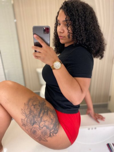 Watch little miss make it happen 💕🫧's leaked NSFW photo on TwXstars