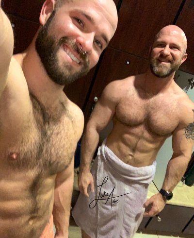 Watch Luke Adams's leaked NSFW photo on TwXstars